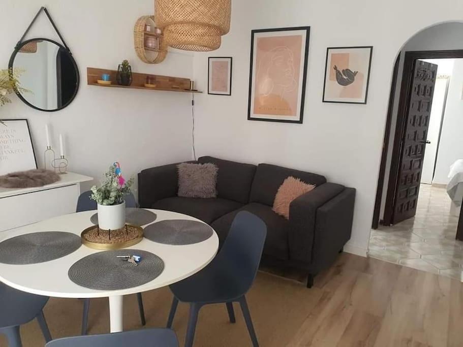 Costa Blanca Family Apartments One Bedroom Apartment Торевьиа Экстерьер фото